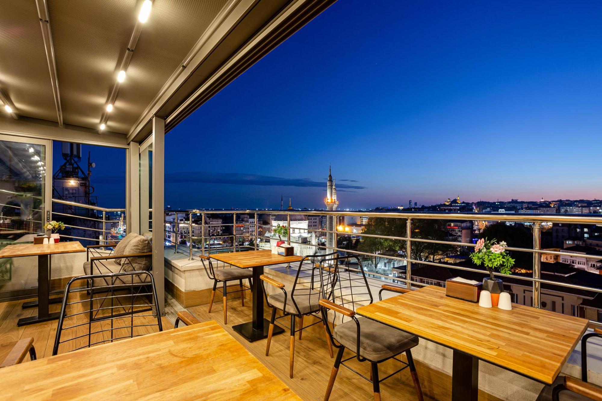 Santra Hotel Истанбул Екстериор снимка
